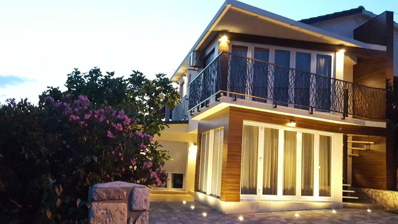 Kaj-Lux Novi Apartment Novi Vinodolski Exterior photo